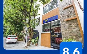 Fabhotel Crown Suites - Nr Sony Signals